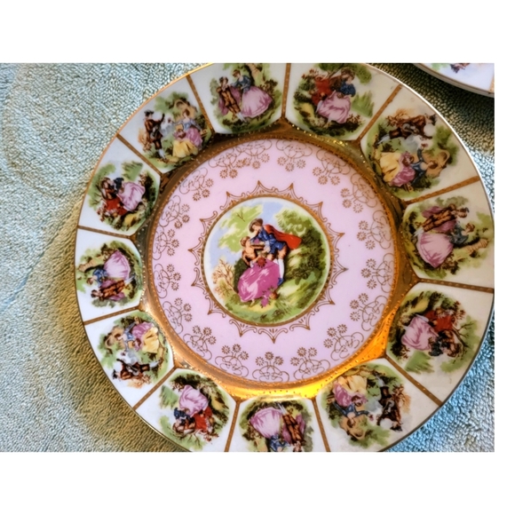 Vintage China with paintings - Picture 5 of 16